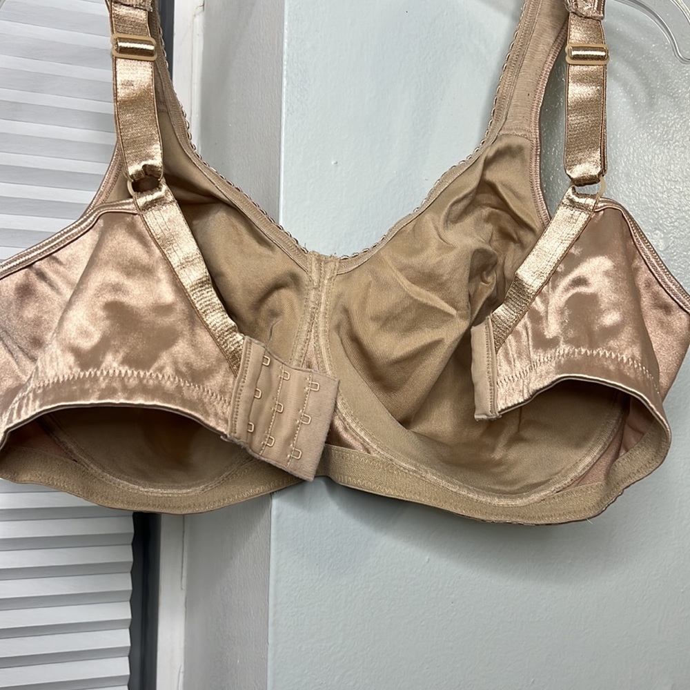 Bra - Picture 5 of 8